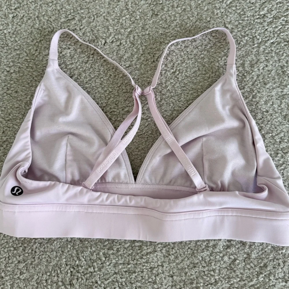 Lululemon, License to Train Triangle Bra Light Support, A/B cup
Meadowsweet Pink - Picture 10 of 11